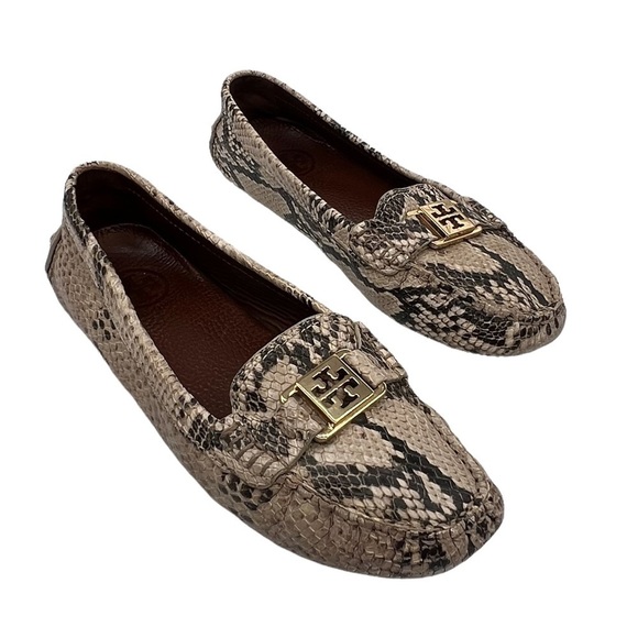 Tory Burch Tan Black Kendrick Driver Python Moccasin Loafer Size 7 1/2 Women’s - Picture 1 of 11